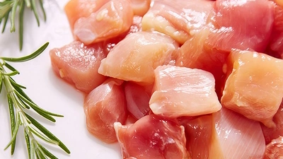 تقطيع مكعبات الدواجن