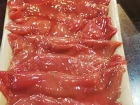 ماكينة تقطيع شرائح اللحم الطازج