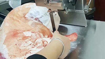 منشار تقطيع لحم بالعظم شريطي