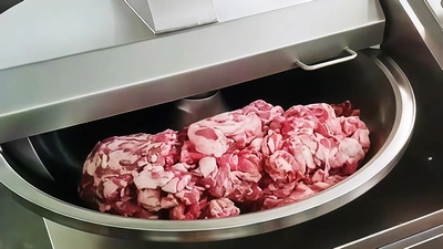 ماكينة تقطيع وخلط اللحوم ذات وعاء