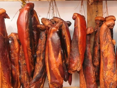 اللحم المدخن